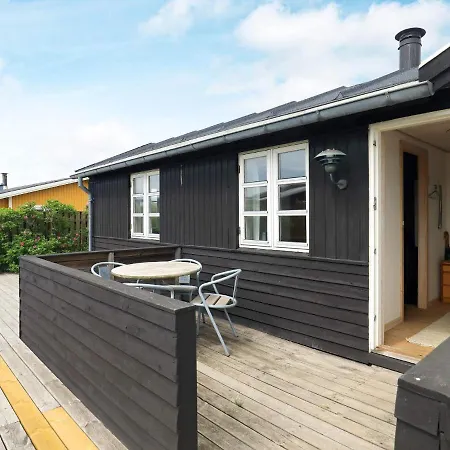 Dom wakacyjny Holiday Home Lokken Cli